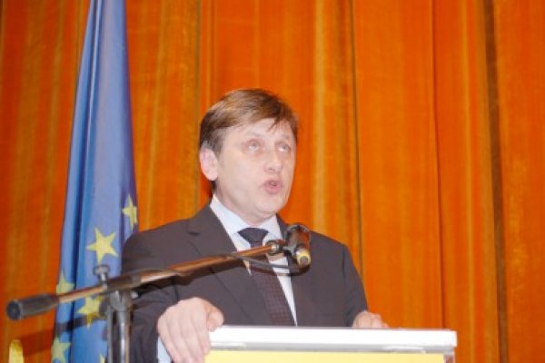 Băsescu, despre Antonescu: Nu o să ajungă niciodată preşedinte